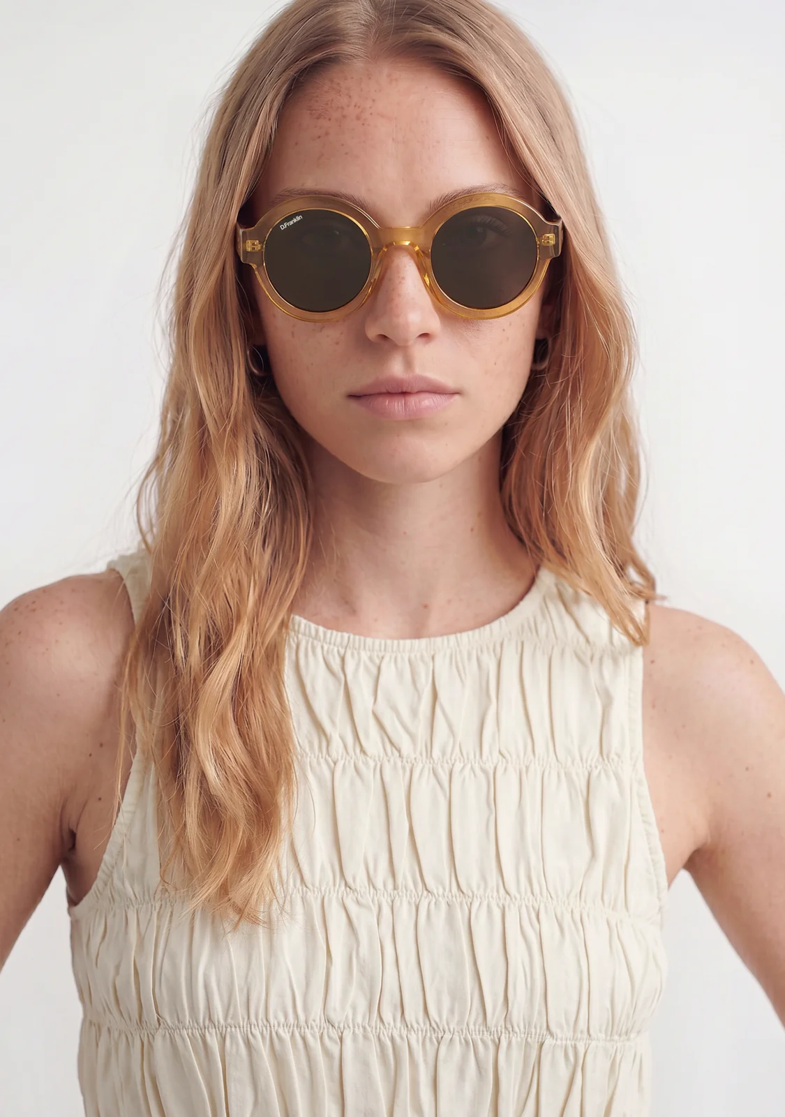 913 Amber / Smoke - Image 5
