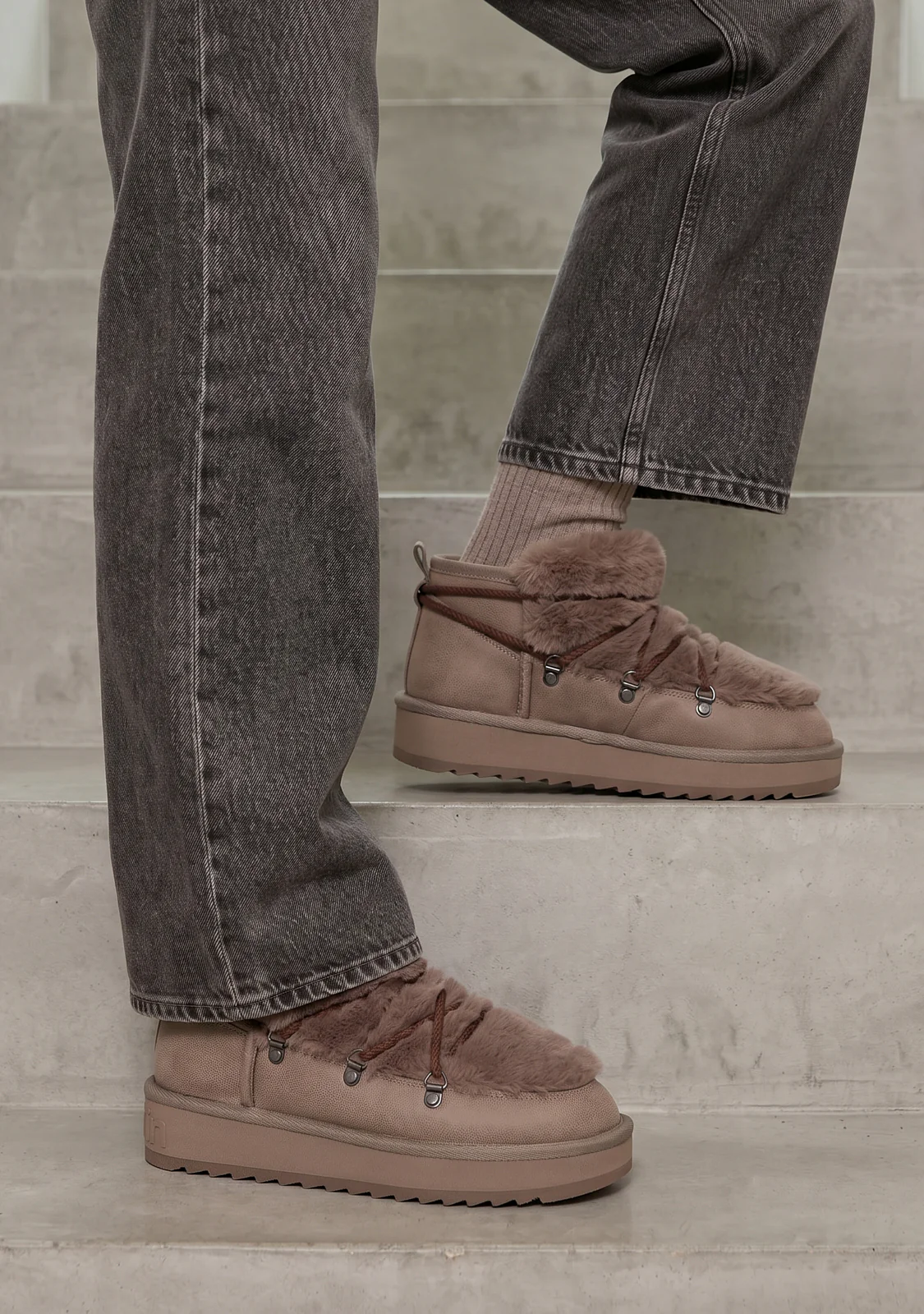 Nordic Trk Fur Low Brown - Image 5