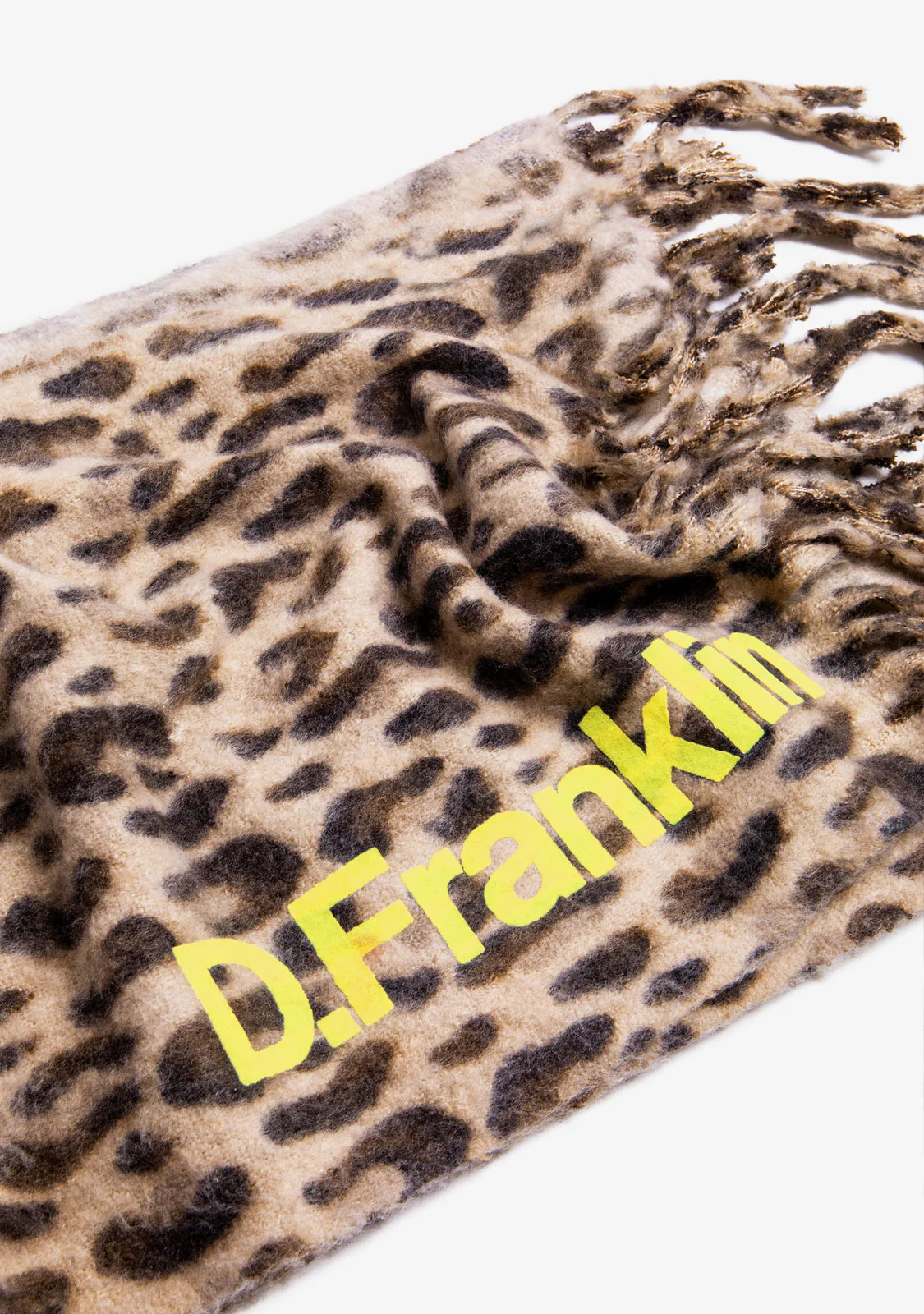 Nordic TRK Leopard Scarf Burgundy - Image 3