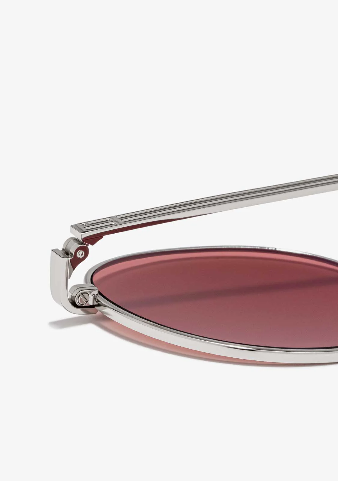 Round Legacy Silver / Red - Image 3