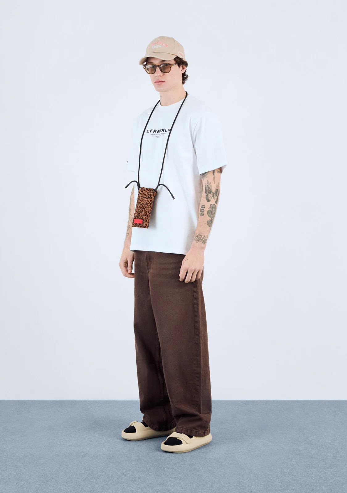 Tomorrow T-Shirt White / Black - Image 4
